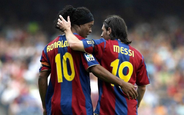 barcelona ronaldinho messi