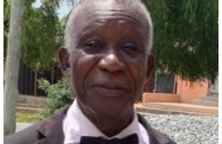 UEW Professor